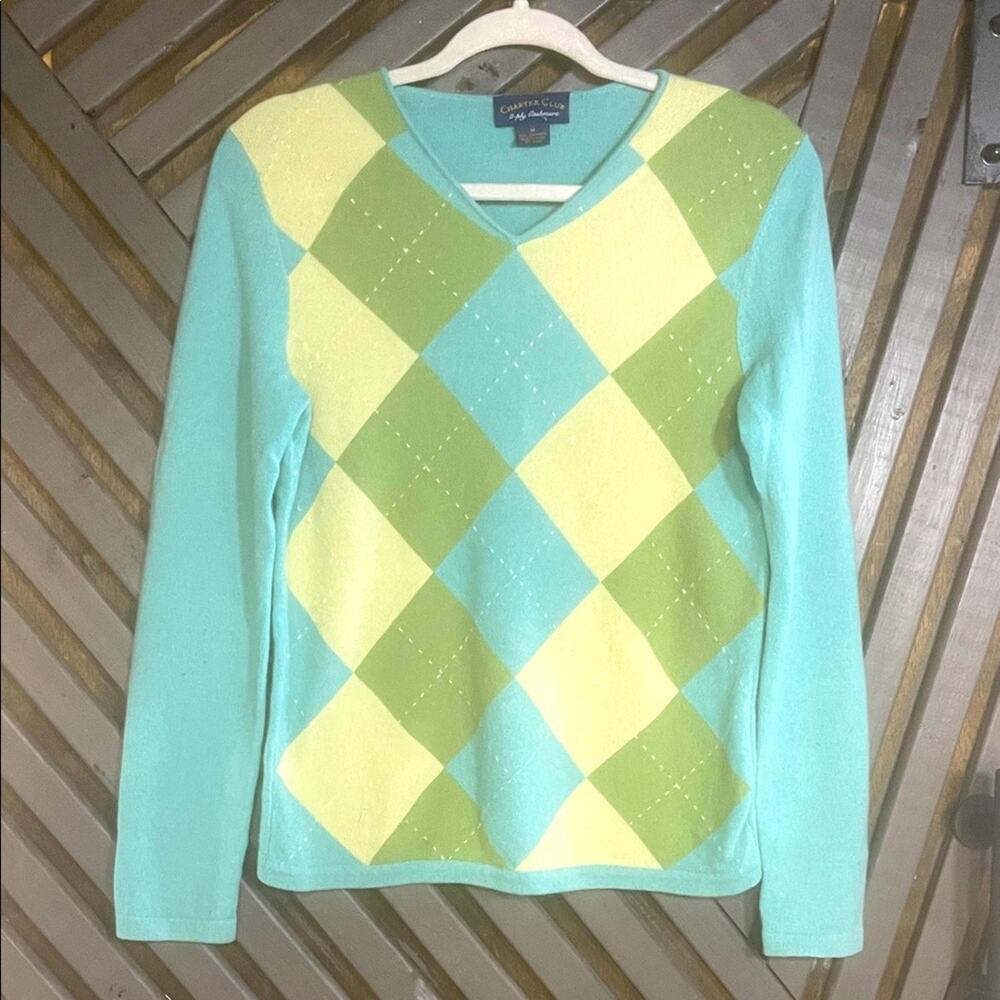 Charter Club size medium 100% Cashmere Argyle V-Neck Sweater